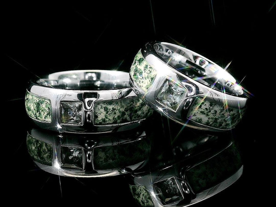 Green Moss Inlay Tungsten Ring: Silver Wedding Band, Comfort Fit -8mm ...