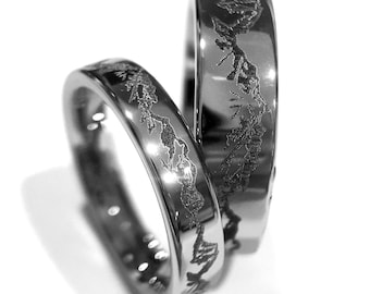 Anillo de bodas de tungsteno con grabado de montaña: anillos de promesa inspirados en la naturaleza
