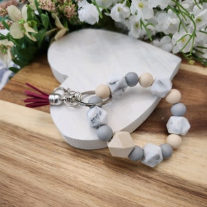 Silicone Beaded Key Chain, Bangle Key Ring, Bracelet Key Chain, Silicone Keychain Wristlet Keychain, Silicone keychain Bracelet