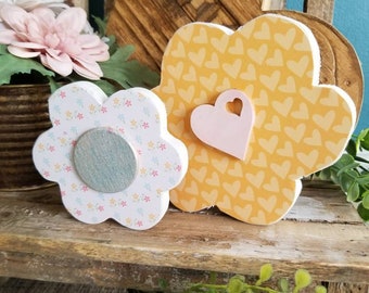 Handmade Wood Daisy Set, Spring Tiered Tray Decor