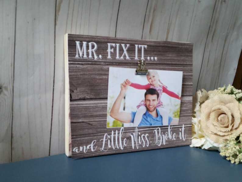 Wood Dad frame, Dad gift for Husband, handyman dad gift, dad photo frame, daddy's girl children, Daddy and son immagine 2