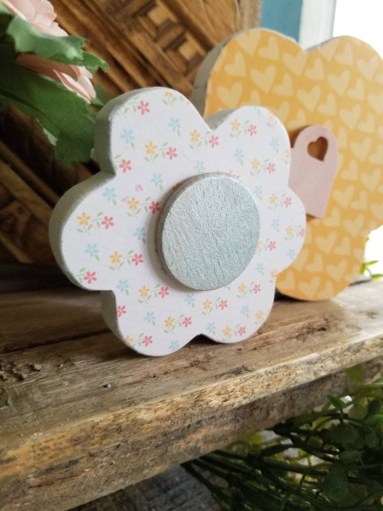 Wood Daisy, Wood Flower Cutout, Spring Flowers, Spring Farmhouse Decor ...