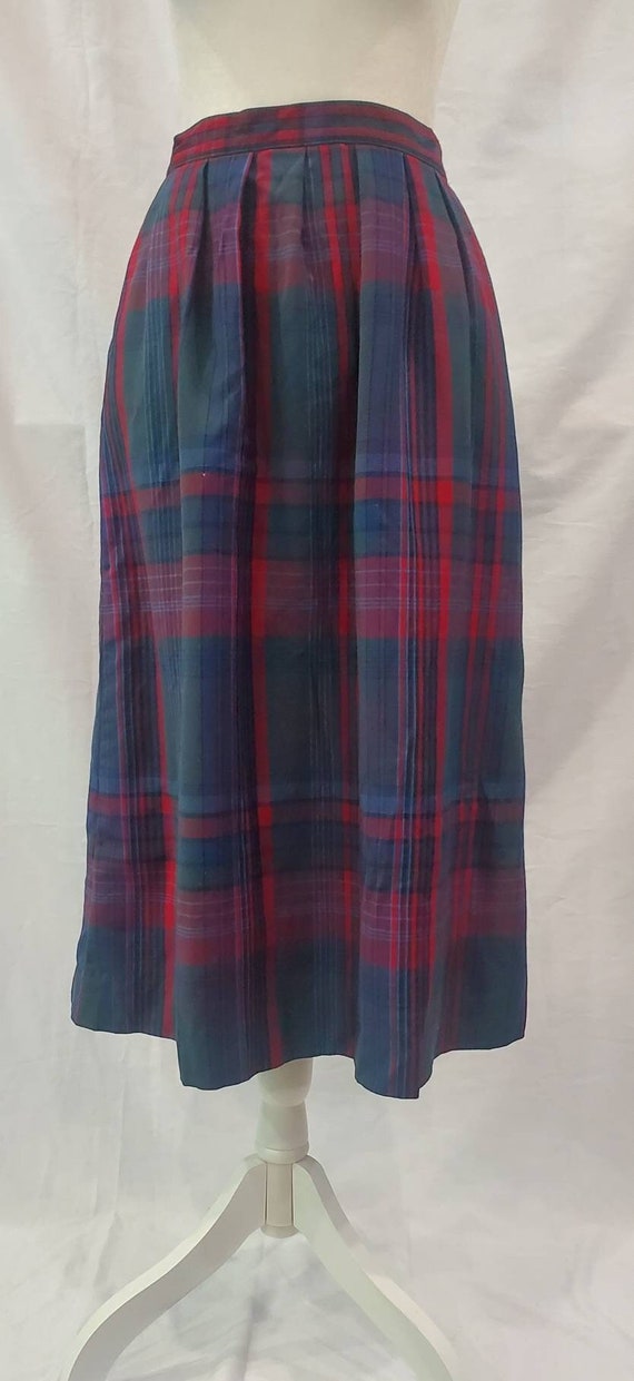 1980s Miss Pendleton Pleated Plaid Red and Blue Ta