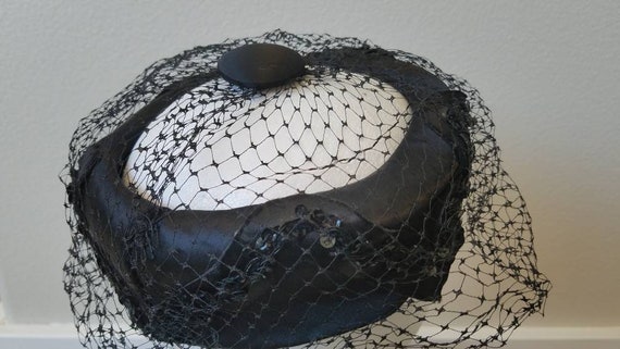 Vintage 1950s Black Satin Bow Crown Fascinator