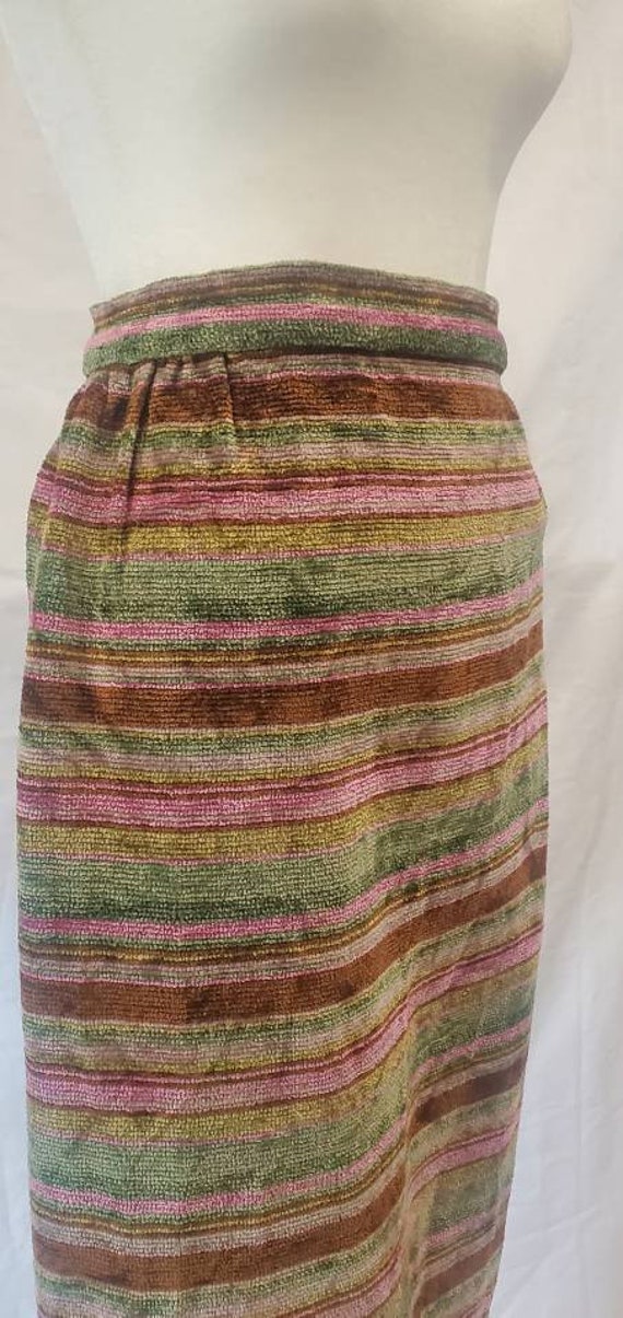 Late 1970s Early 1980s Multi Colored Striped Terr… - image 2