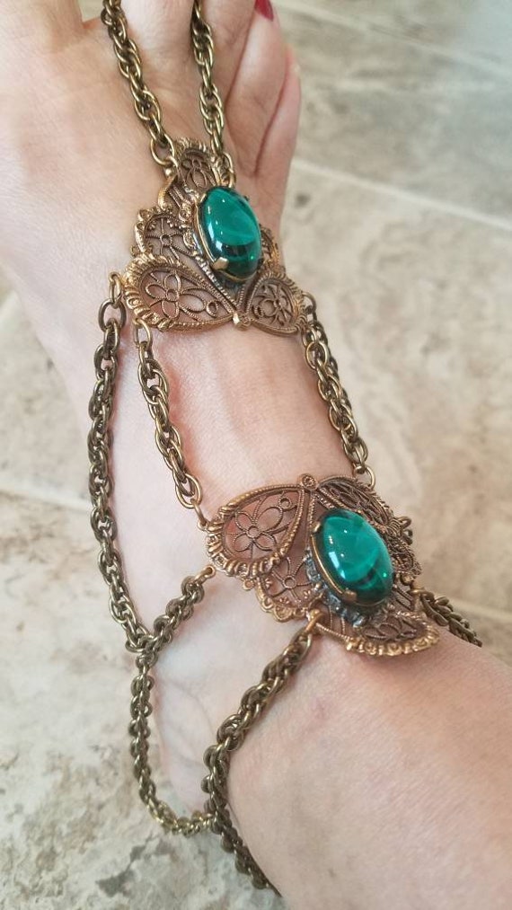 1930s -1970s Filigree Anklet With Green Stones / … - image 5