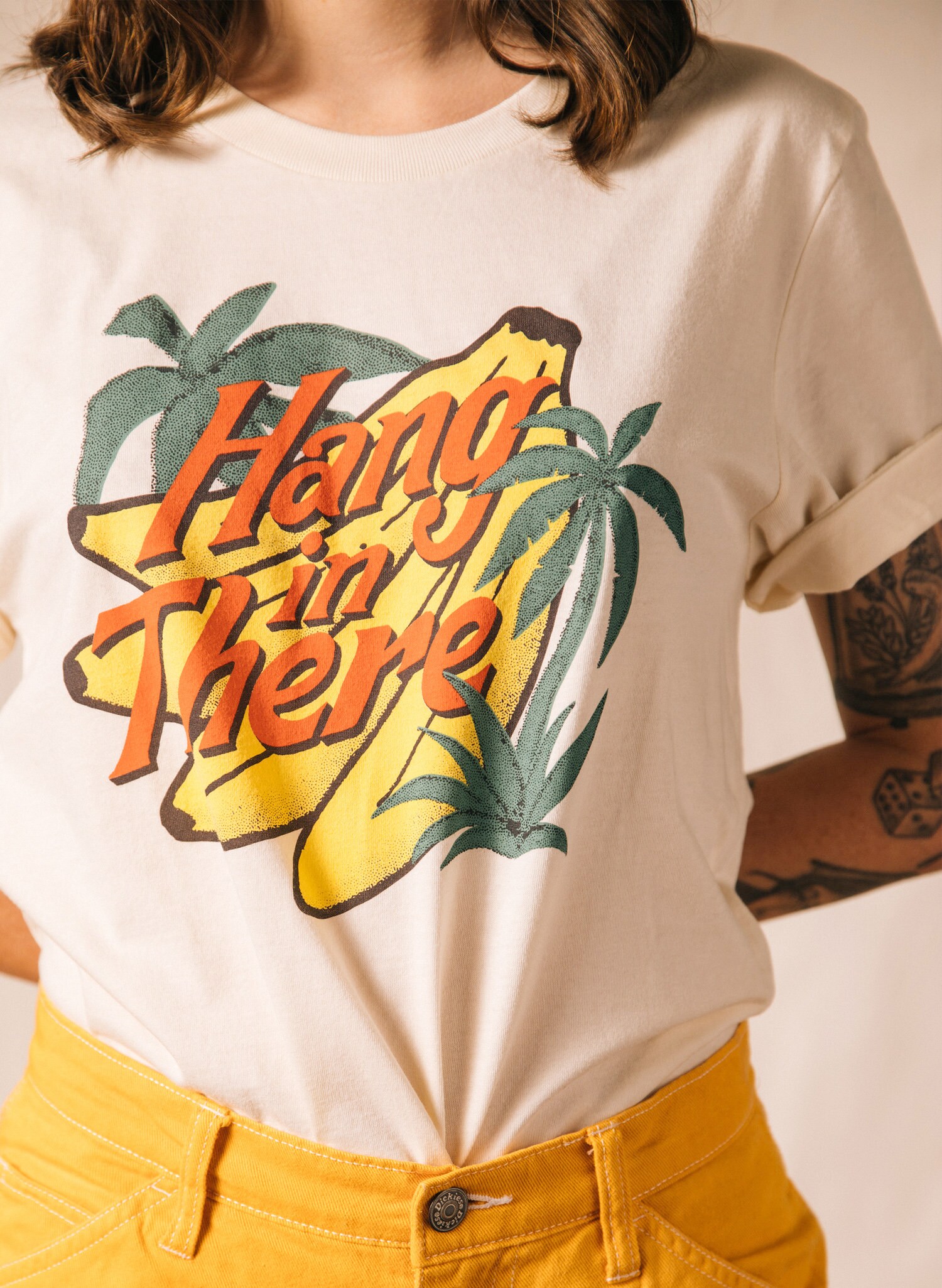Hang in There Mens Womens Food Pun T shirt | Funny Foodie Shirt | Ins…
