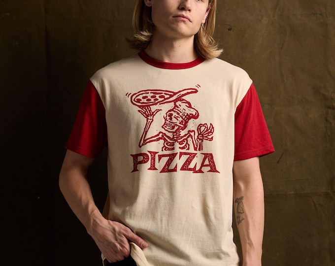 Vintage Pizza Skull Tee | Retro Pizzeria Shirt Unisex Soft Cotton Blend T-Shirt | Funny Foodie Gift | Skull and Crossbones Chef Pizza Lover
