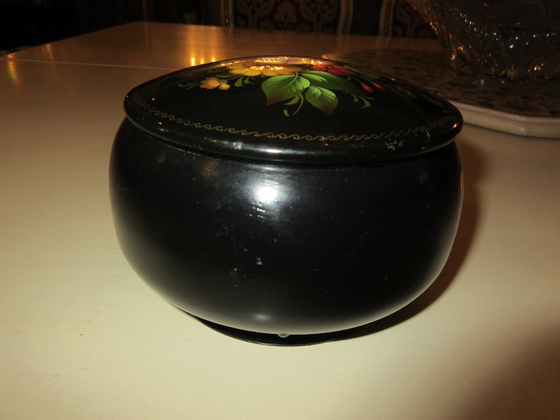 RUSSIA BOX with LID