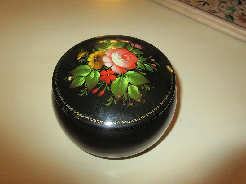 RUSSIA BOX with LID