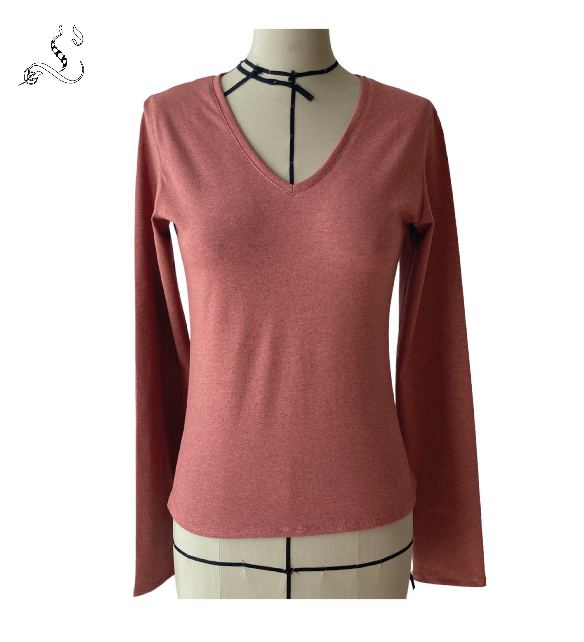 Pull manche longue avec trou pouce sale