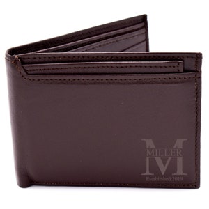 Cartera de Hombre Marrón Personalizado - Cuero Genuino ? Regalo perfecto para hombres, regalo de novio, regalo del día del padre o regalo de padrinos Miller Design
