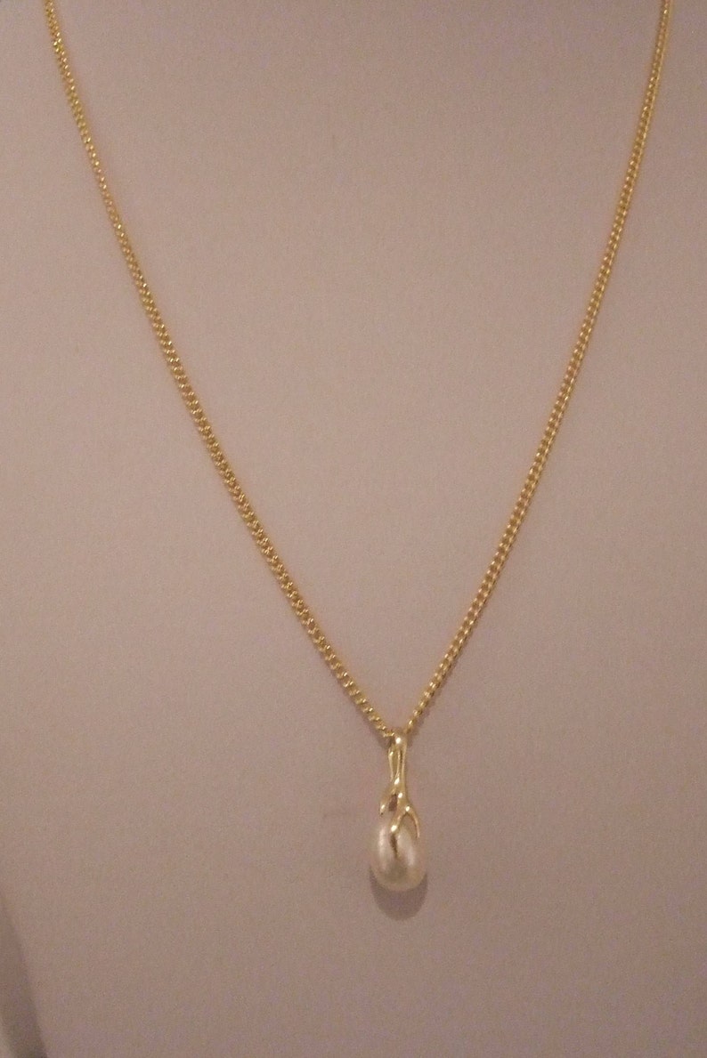 18 Vermeil Chain Necklace With a White Freshwater Etsy UK