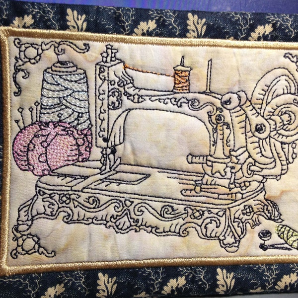 ITH - Mug rugs. No 5 - Antique Sewing Machines. **Instant Download** Machine Embroidery Design