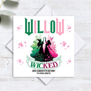 Cartão de aniversário personalizado A Wicked - Nome no cartão - Qualquer idade - Cartão rosa e verde