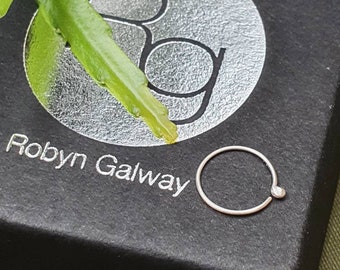 Very thin Nose ring in Solid Platinum, 0.5mm/25 GAUGE, Earring, Hypoallergenic, Septum Ring, Piercing, Hoop