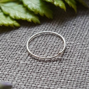 Very thin Lip ring in 9ct Yellow Gold and Sterling Silver , 0.4mm/26 GAUGE, lip ring, Hypoallergenic, lip piercing, Piercing, Hoop image 5