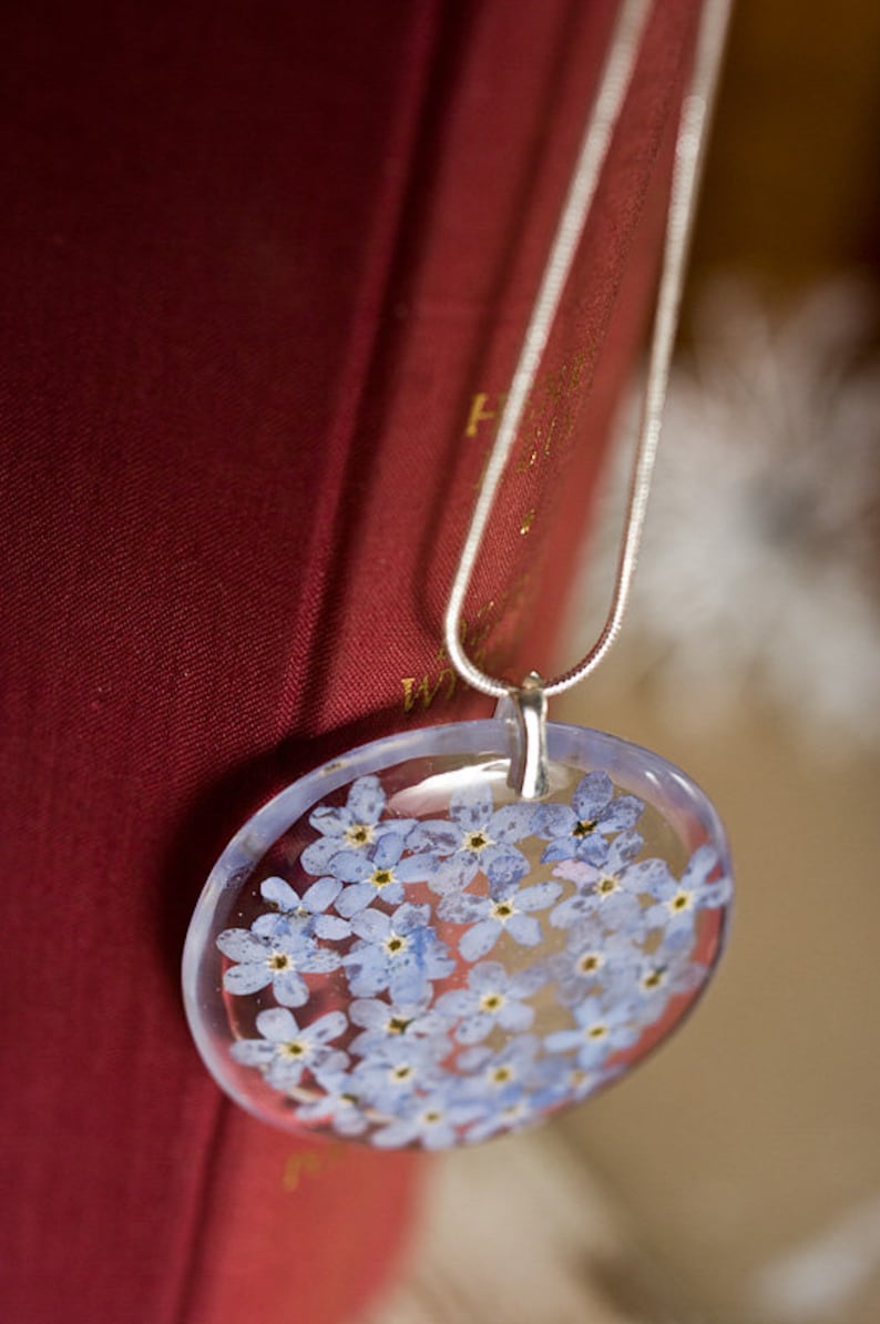 Delicate resin pendant with blue forget me nots image 3