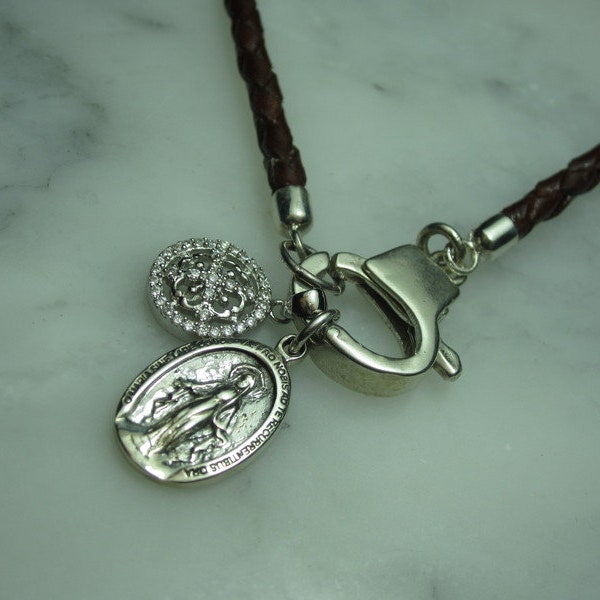 Angel Fluegel Leather Heart Lily Cross Silver