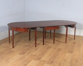Antique English Georgian Mahogany, Satinwood Ebony Inlaid Round Extendable D Dining Table Seats 10 Persons (Circa 1800)