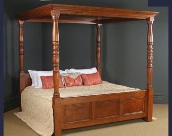 English 18th Century Style 6ft 6” Super King Oak Four Poster Bed (Circa 1990)