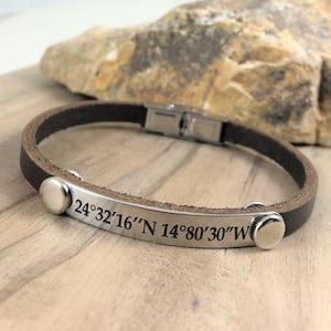 Pulsera de cuero personalizada para hombre: regalo con coordenadas grabadas