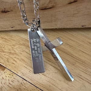Personalisierte Kreuz Halskette: Gravierter Edelstahlanhänger, religiöses Geschenk