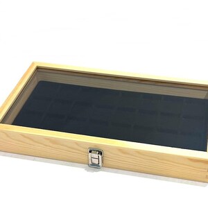 Clearance Sale 2nds Jewelry Pin Earring Ring Coins Relics Natural Wood Glass Top Lid 32 Space Display Case