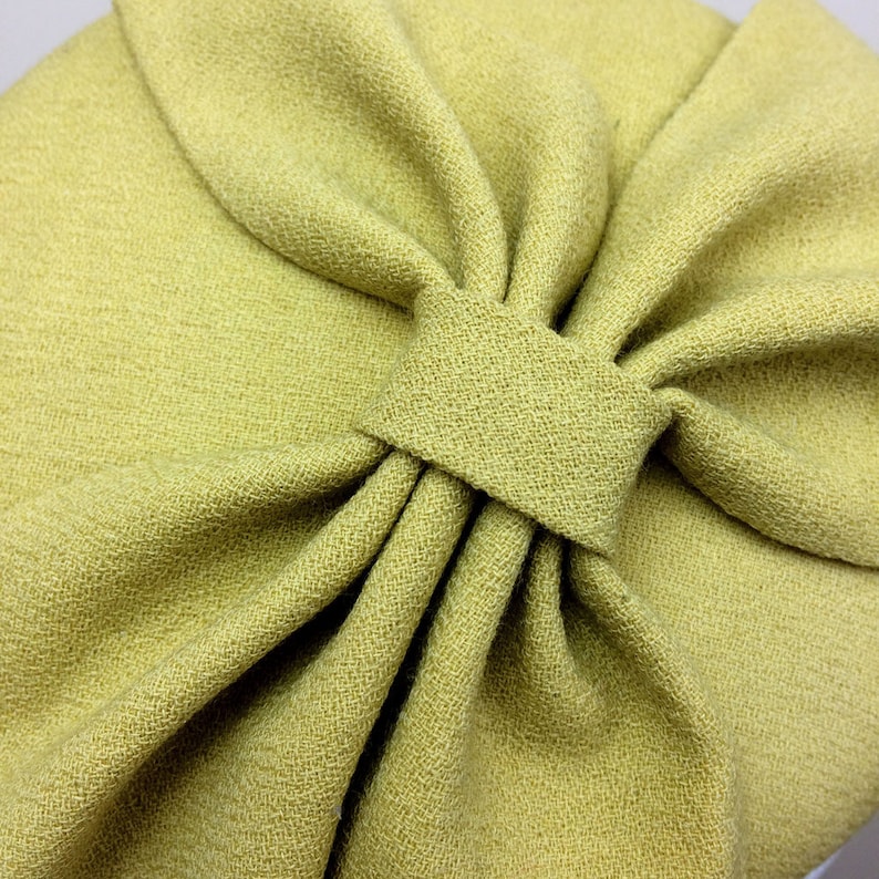 CAROL Chartreuse Lime Green Wool Crepe Millinery Fifties Style Button Fascinator Cocktail Hat