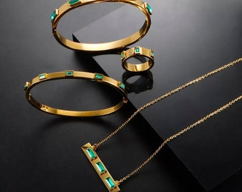 Stainless steel jewelry set green stones