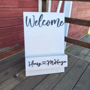 Personalized flower box welcome sign, wedding reception welcome sign, self standing welcome sign, bridal shower decor, baby shower decor