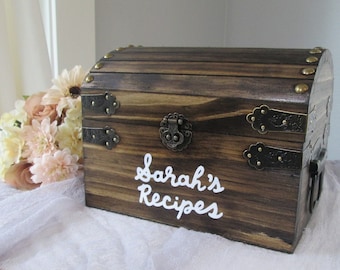 Personalized recipe box, Mother's day gift for mom, wooden recipe holder, kitchen pantry storage and organization, bridal shower gift