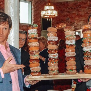 Bagel Bar Stand, Rustic Bridal Shower Decor, Breakfast Bar Decor