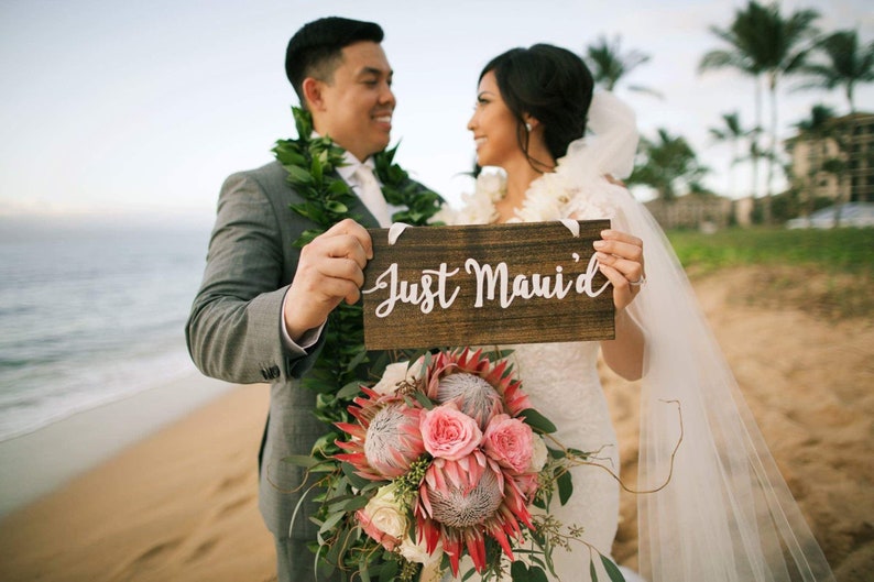 Personalized wooden just maui'd sign, destination wedding sign, just married custom sign, Hawaii wedding, travel wedding sign, we eloped