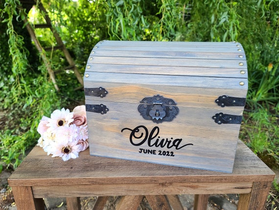 grad gift card box Craft and Heart
