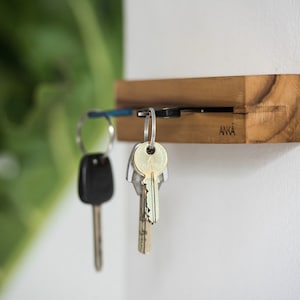 wood key holder, handmade wood key hanger