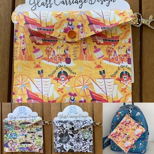 Grande pochette Pirates/Spooky Mansion/Magical Map Mask Holder/Mask clip/Mask pouch/Mask Saver/Accessory