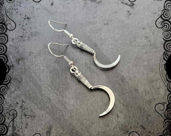 Pendientes Boline, bruja, hoz, plata, brujería