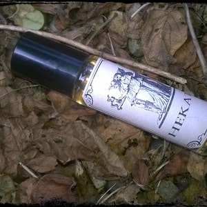 Hekate Perfume Oil, Deep Mysterious Scent, Roller Bottle