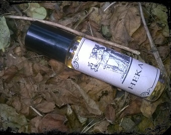 Hekate Perfume Oil, Deep Mysterious Scent, Roller Bottle
