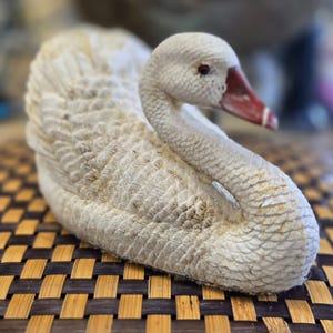 Vintage Style White Swan Figurine Ornament Shelf Sitter Paper Weight Lucky Swan