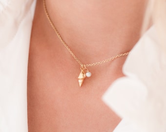 Shell and Pearl Necklace