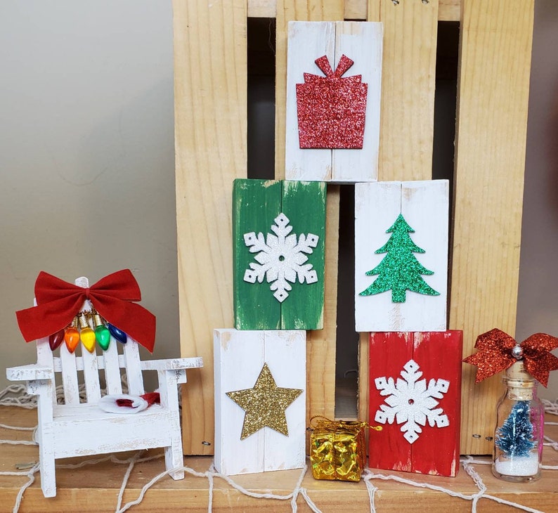 Glitter Christmas Snowflake Shelf Sitter Tiered Tray Sign Small Christmas Tree Sign Star Gift Sign Kitchen Decor Tier Tray Decor