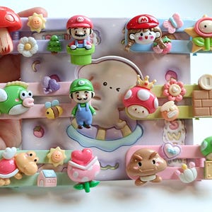 Super Mario Hair Clips, Rotating Game Barrettes, Hair Clip, hair slides, Cartoon Hair Clips, Gifts for Girls, 6pcs for a Whole Set Price