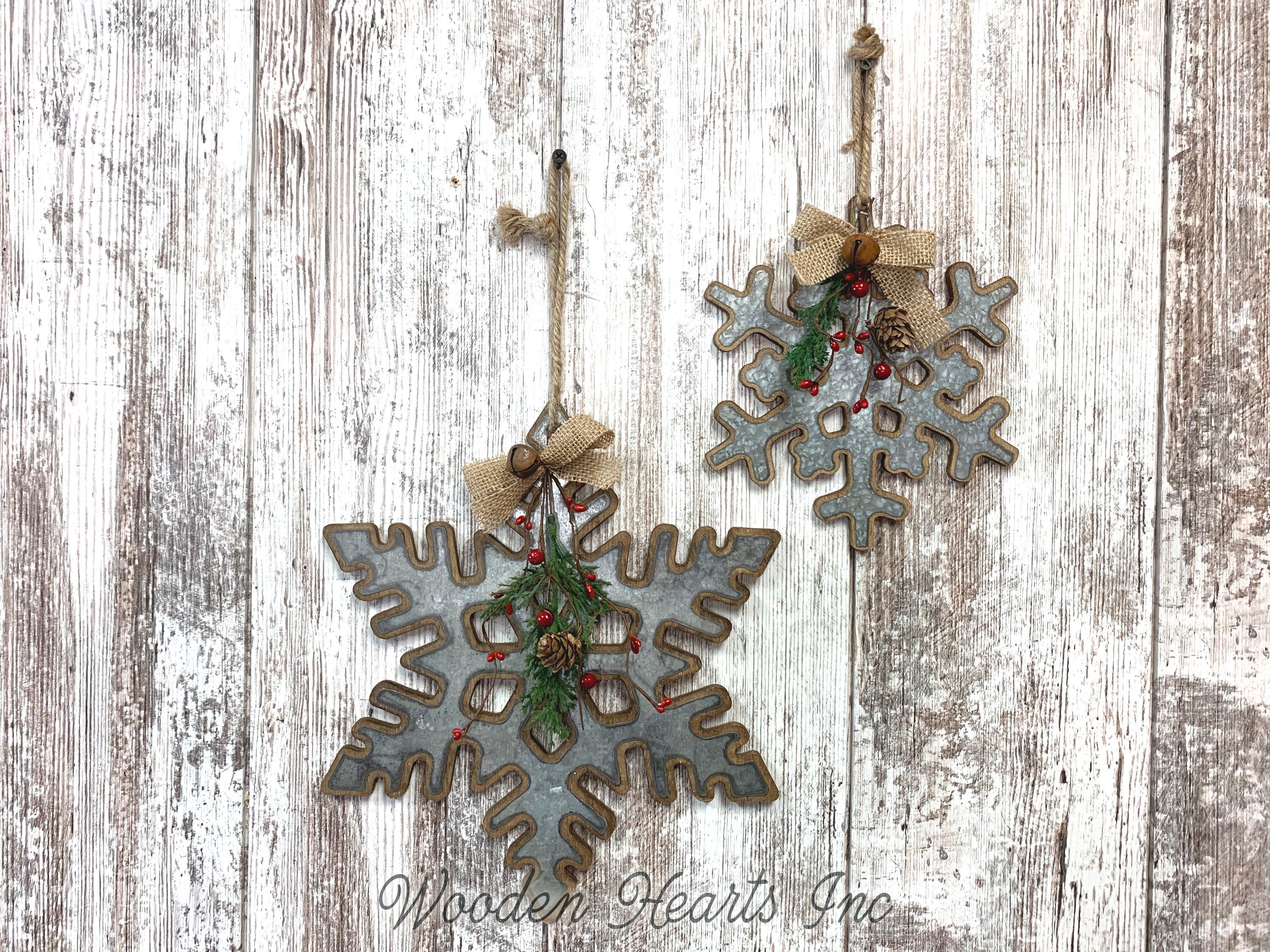 CHRISTMAS DECORATIONS RUSTIC Xmas Decor Snowflake *Farmhouse Wood Metal  Wall Hanging Galvanized Pine Berries Bell Country 8 or 12 Ornament