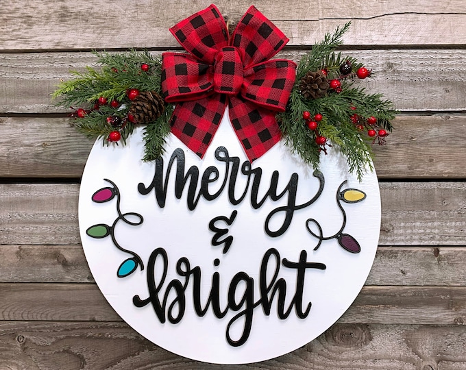 Christmas Door Hanger ,Merry and Bright Sign, Christmas Bulbs, Holiday Wreath, 16"Round Sign, CUSTOM,  Wood Lettering, Xmas Gift