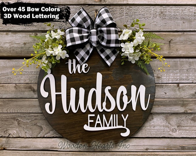 Personalized Door Hanger, Welcome Wreath with Custom The Last Name Family, Bow + Greenery, Front Decor Everyday 16" Round, Fall Sign, Gift