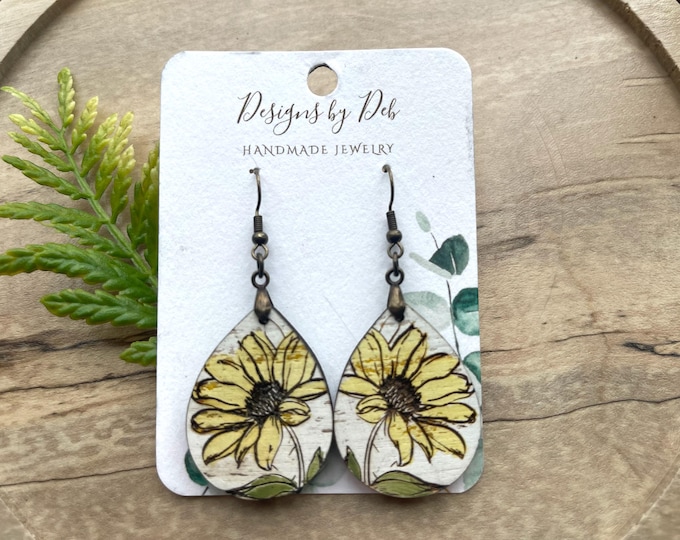 EARRINGS Natural Wood Daisy[Boho Hippie Elegant Trendy]Stainless steel/Antique Bronze Hypo-Allergenic Hooks[Dangle Light weight]Gift for her