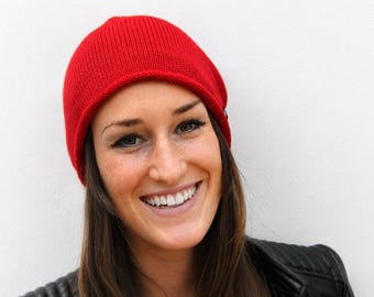 Minimalist Unisex Beanie Fine Knit Merino Beanie - Handmade Wool Hat  - Italian Merino Wool - Scandinavian Style, Made in Germany