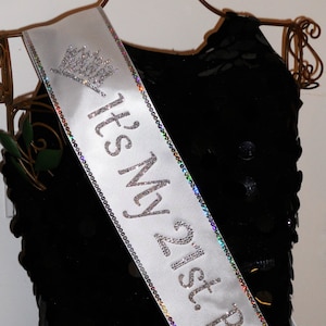 21st Birthday Sash; PERSONALIZED, 30, 40, 50, 60 Birthday Sash; add your favorite Trim, Bling, Bows at an add'l cost By Sashanation
